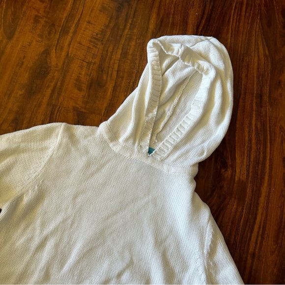 LF White Knit Sweater - Picture 5 of 10